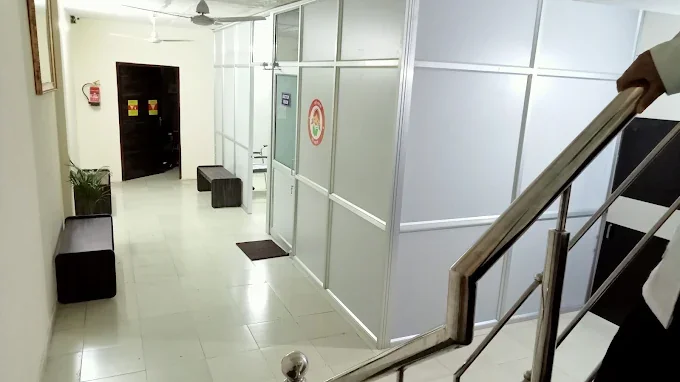Basement entrance of Hope Diagnostics Nalagarh, opposite Civil Hospital